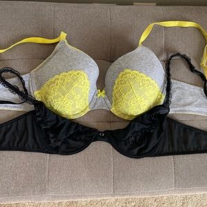 Victoria’ Secret bra bundle